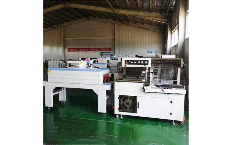 熱收縮包裝機價格是多少？現(xiàn)在人們最關注的話題